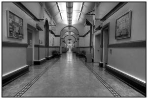 hdr corridor bw sm.jpg